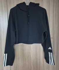 アディダス クロップド フードTシャツ (レディース)