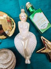 ⭐︎新品.未使用⭐︎レディガガ アスティエオーナメント - メルカリ