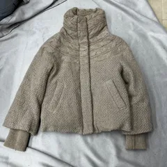 UNTITLED アンタイトル　ニットダウン　ダウンジャケット　ベージュ　ラメ　ケーブルニット　サイズ2 Mサイズ　中国製　レディース