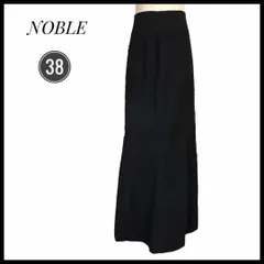 NOBLE ノーブル　スカート　ブラック 黒　フレアスカート 38サイズ ロング丈　スタイリッシュ　オールシーズン　女性　レディース