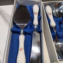 Item thumbnail for item dadb4d12-20b9-4ba3-9fd7-fbf4aea18d23