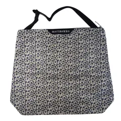 マリメッコ MARIMEKKO marimekko ◆新品◆ ショルダーバッグ クロスボディ ウニッコ Neat Crossbody Unikko Lサイズ MA-776