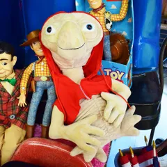 【E.T. パーカー プラッシュドール】 ぬいぐるみ BIGサイズ / キャラクターグッズ 宇宙人 SF アメリカン雑貨 インテリア