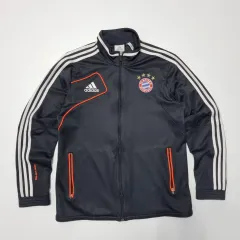 2025年最新】バイエルンミュンヘン 長袖の人気アイテム - メルカリ