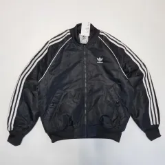 アディダス ブルゾン