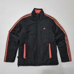 アディダス ピンク ストライプ ダウンジャケット