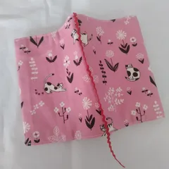 【文庫本サイズ】ブックカバー　猫とお花　ピンク　ハンドメイド