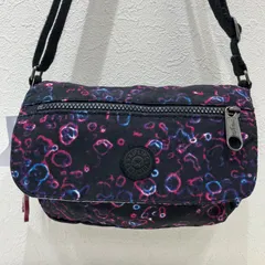 6793　Kipling　キプリング　ショルダーバッグ　ミニショルダー　ミニバッグ　ポシェット　小さめ　肩がけ　斜めがけ　クロスボディ　サコッシュ　総柄　黒　ブラック　パープル系　ピンク系　メンズ　レディース　ユニセックス