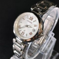 744-5 미품 CITIZEN 시티즌 XC 크로스시 화이트 실버 골드 솔라 solar 충전식 에코 드라이브 ecodrive 여성 lady's 여성 시계 watch 손목시계 H240-T019072