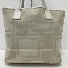 7053　agnes b. VOYAGE　アニエスベーボヤージュ トートバッグ　ハンドバッグ　レザー　本革　白　ホワイト　アイボリー　ベージュ　ライトベージュ　肩がけ　キャンバス　横型　ビジネス　通勤　通学　A4対応