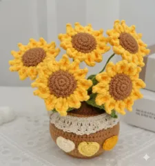 PZ0005　手編みひまわり鉢植え、太陽のような笑顔をお部屋に