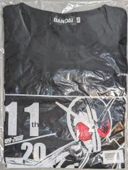 バンダイ 平成仮面ライダー20作記念 仮面ライダー平成ジェネレーションズ FOREVER ポスターTシャツ ブラック・赤目 XLサイズ