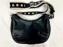 MARNI マルニ ユニセックス 牛革 ホーボーバッグ ブラック BEY BAG SMALL イタリア製☆52496のサムネイル