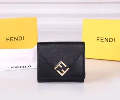 2025年最新】FENDI 財布 二つ折りの人気アイテム - メルカリ