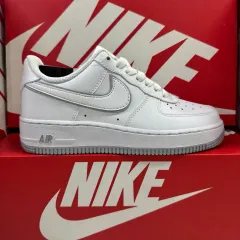 2026年最新】nike エアフォース1 28の人気アイテム - メルカリ