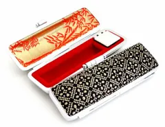 印鑑ケース はんこケース 鹿革 幾何学柄 黒印伝 16.5mm ～ 18mm 朱肉付き おしゃれ 印鑑収納 プレゼントやギフトに！ 実印 銀行印 認印 個人ハンコ