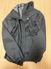 UNDER ARMOUR アンダーアーマー ウィンドブレーカー 新品 m