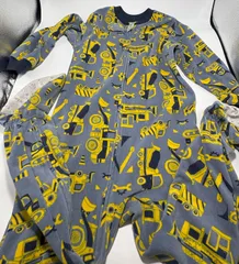 ☆セット割対応☆ カーターズ キッズ長袖ロンパース 105～110cm (691)