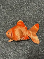 金魚ぬいぐるみキーリングガチャ出品