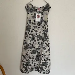 新品未使用　ジャガンナート　インド綿　エプロンドレス　 ワンピース ノースリーブ 花柄フリーサイズ　総柄　エスニック