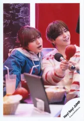 【中古】生写真(STARTO) Hey! Say! JUMP/伊野尾慧・山田涼介/上半身/アルバム「H+」MV＆ジャケ写オフショット/公式生写真