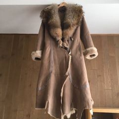 美品 AULA天然羊毛皮×チャイニーズラクーン羊革ムートンコート ダブル 
