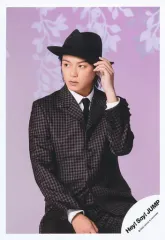 【中古】生写真(ジャニーズ) Hey! Say! JUMP/高木雄也/膝上/シングル「a r e a / 恋をするんだ / 春玄鳥」MV＆ジャケ写オフショット/公式生写真