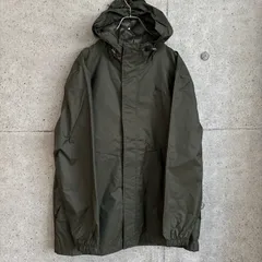 SALE 【新品】 プーマ PUMA マウンテンパーカー XL カーキ オリーブ メンズ ナイロンパーカー 撥水 フード付き 裏メッシュ ライトアウター ウインドブレーカー バックプリント 585323 70 XLサイズ