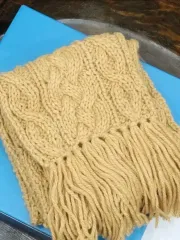 ニット ケーブル編みマフラー