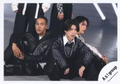 【中古】生写真(STARTO) Aぇ! group/正門良規・末澤誠也・草間リチャード敬太/横型・全身/シングル「<<A>>BEGINNING」MVオフショット/公式生写真