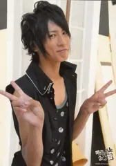 【中古】生写真(ジャニーズ) 7WEST/藤井流星/バストアップ・衣装黒・両手ピース/関西ジャニーズJr.＠大阪松竹座2008夏