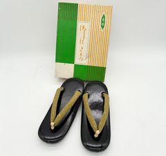 Item thumbnail for item 8a3833f7-46ed-4f68-b583-d487b231aefe