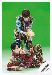 【中古】生写真(ジャニーズ) Snow Man/深澤辰哉・宮舘涼太/全身/シングル「ブラザービート」MV＆ジャケ写オフショット/公式生写真