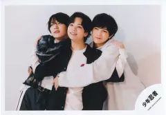 【中古】生写真(ジャニーズ) 少年忍者/黒田光輝・豊田陸人・山井飛翔/横型・上半身/オリジナルグッズ2022オリジナルフォト/公式生写真