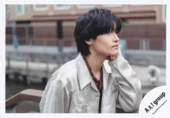 【中古】生写真(STARTO) Aぇ! group/佐野晶哉/横型・バストアップ/「Aぇ! group Debut Tour ～世界で1番AぇLIVE～」グッズオフショット/公式生写真