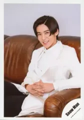 【中古】生写真(ジャニーズ) Snow Man/目黒蓮/膝上/「Snow Man ASIA TOUR 2D.2D.」グッズオフショット/公式生写真