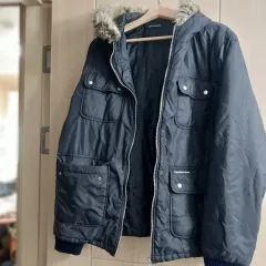 Calvin Klein Jeans ブラック フーディ ダウン アウター