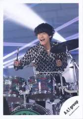 【中古】生写真(STARTO) Aぇ! group/佐野晶哉/膝上/シングル「<<A>>BEGINNING」MVオフショット/公式生写真