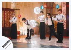 【中古】生写真(ジャニーズ) Snow Man/ラウール・向井康二・阿部亮平・目黒蓮・宮舘涼太/横型・全身/アルバム「Snow Labo. S2」MV＆ジャケ写オフショット/公式生写真