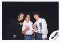 【中古】生写真(STARTO) Snow Man・Aぇ! group/向井康二・正門良規・佐野晶哉/横型・上半身/「WE ARE! Let’s get the party STARTO!!」バックステージフォト/公式生写真