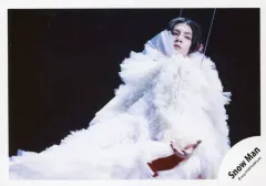 【中古】生写真(STARTO) Snow Man/ラウール/横型・膝上/アルバム「THE BEST 2020 - 2025」MV＆ジャケ写オフショット/公式生写真