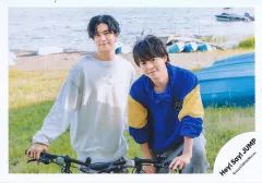 【中古】生写真(STARTO) Hey! Say! JUMP/中島裕翔・有岡大貴/横型・膝上/「JUMPの休日」オリジナルフォト/公式生写真