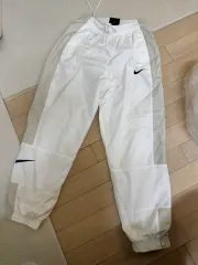 ナイキ ウインドブレーカー パンツ ズボン アイボリー xs