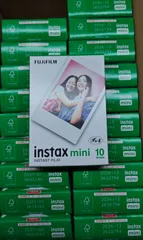 チェキフィルム instax mini インスタックスミニ　ホワイト　200枚 新品未開封品