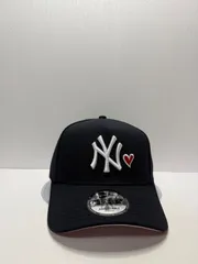 Newera ニューヨークヤンキース ハート 9forty A-FRAME スナップバックキャップ ネイビーカラー