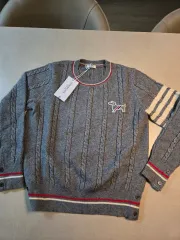 2025年最新】THOM BROWNE ニット・セーターの人気アイテム - メルカリ