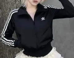 アディダス クロップド トラックジャージ ジップアップ ジャージ xs