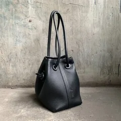 VASIC BOND MINI ハンドバッグ 牛革 ブラック ヴァジック ボンド ミニ レザーバッグ ショルダーバッグ