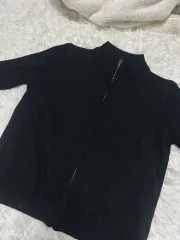 新品ジップアップ