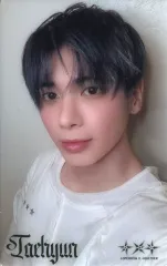 【中古】コレクションカード(男性) TOMORROW X TOGETHER/テヒョン(TAEHYUN)/CD「Starkissed」UNIVERSAL MUSIC STORE 初回限定メンバーソロジャケット盤 計5形態セット購入特典クリアフォトカード